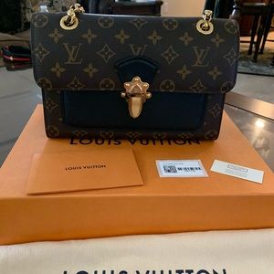 LV Victoire Handbag monogram Canvas and Leather